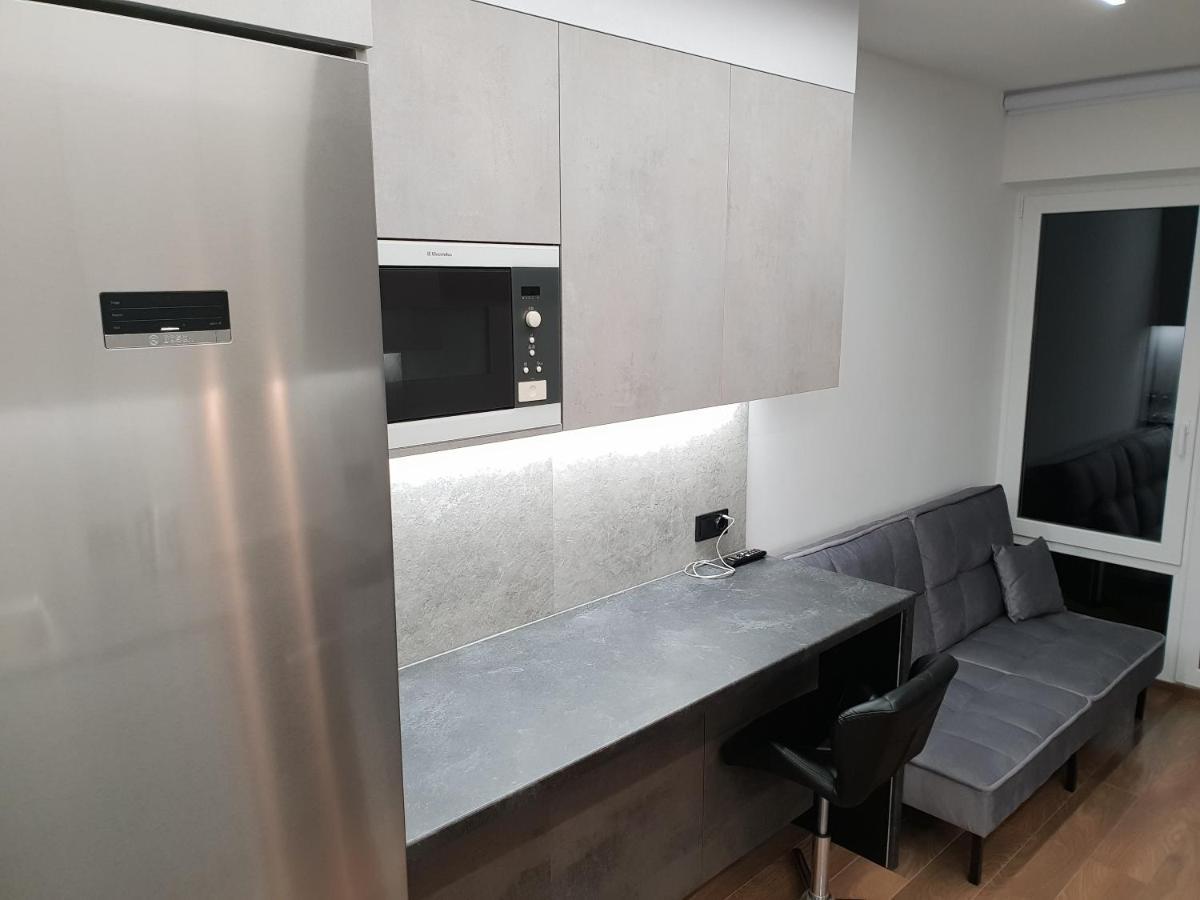 VIP apartment- Розумний дім Львов Экстерьер фото