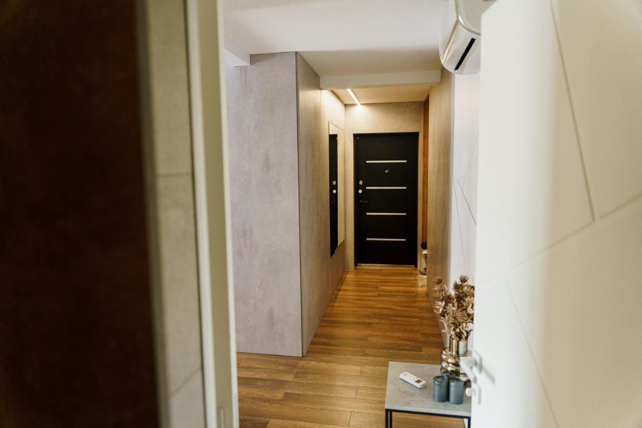 VIP apartment- Розумний дім Львов Экстерьер фото