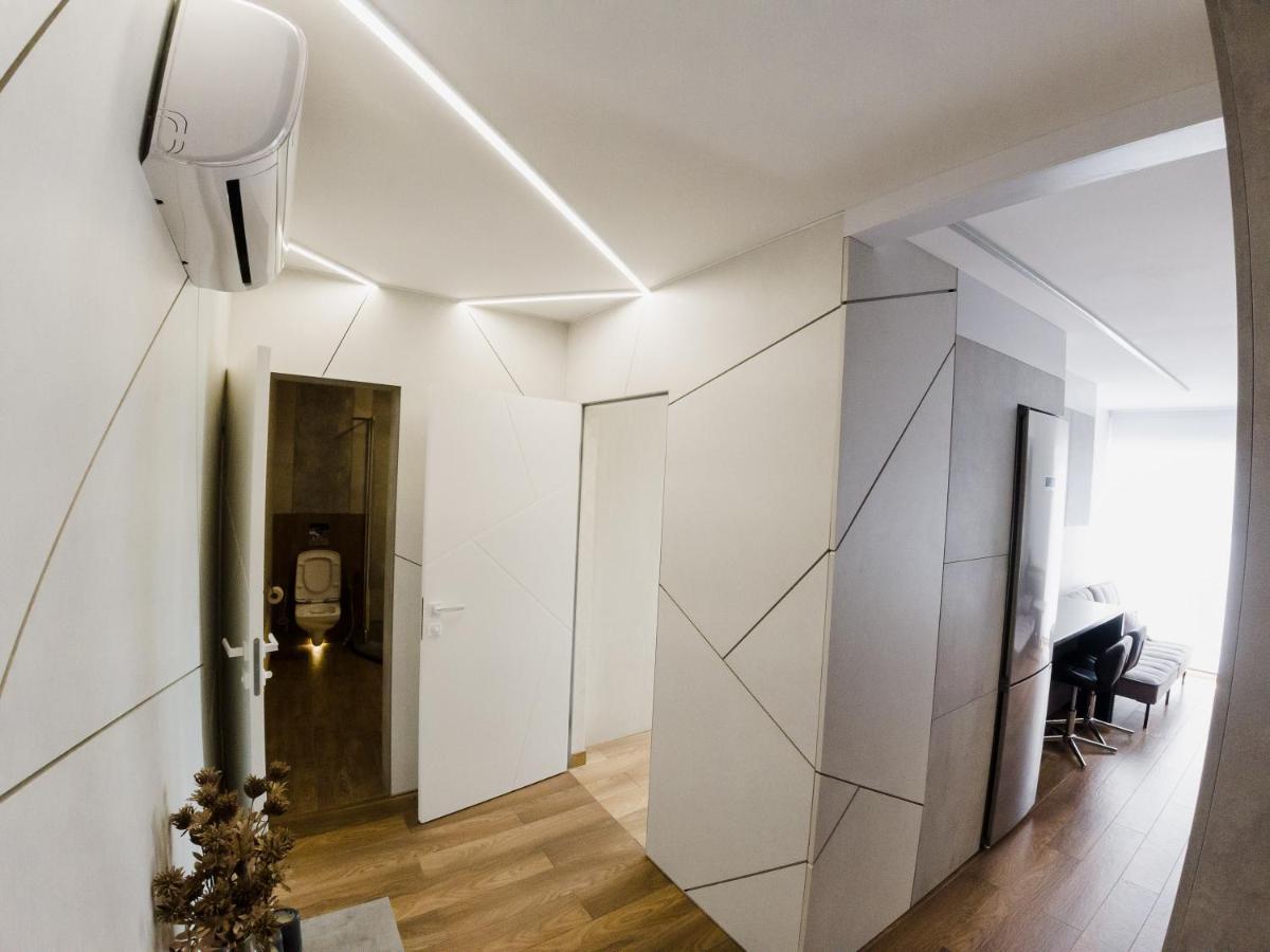 VIP apartment- Розумний дім Львов Экстерьер фото